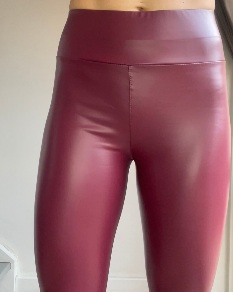 Vegan Leggings - Cherry Red