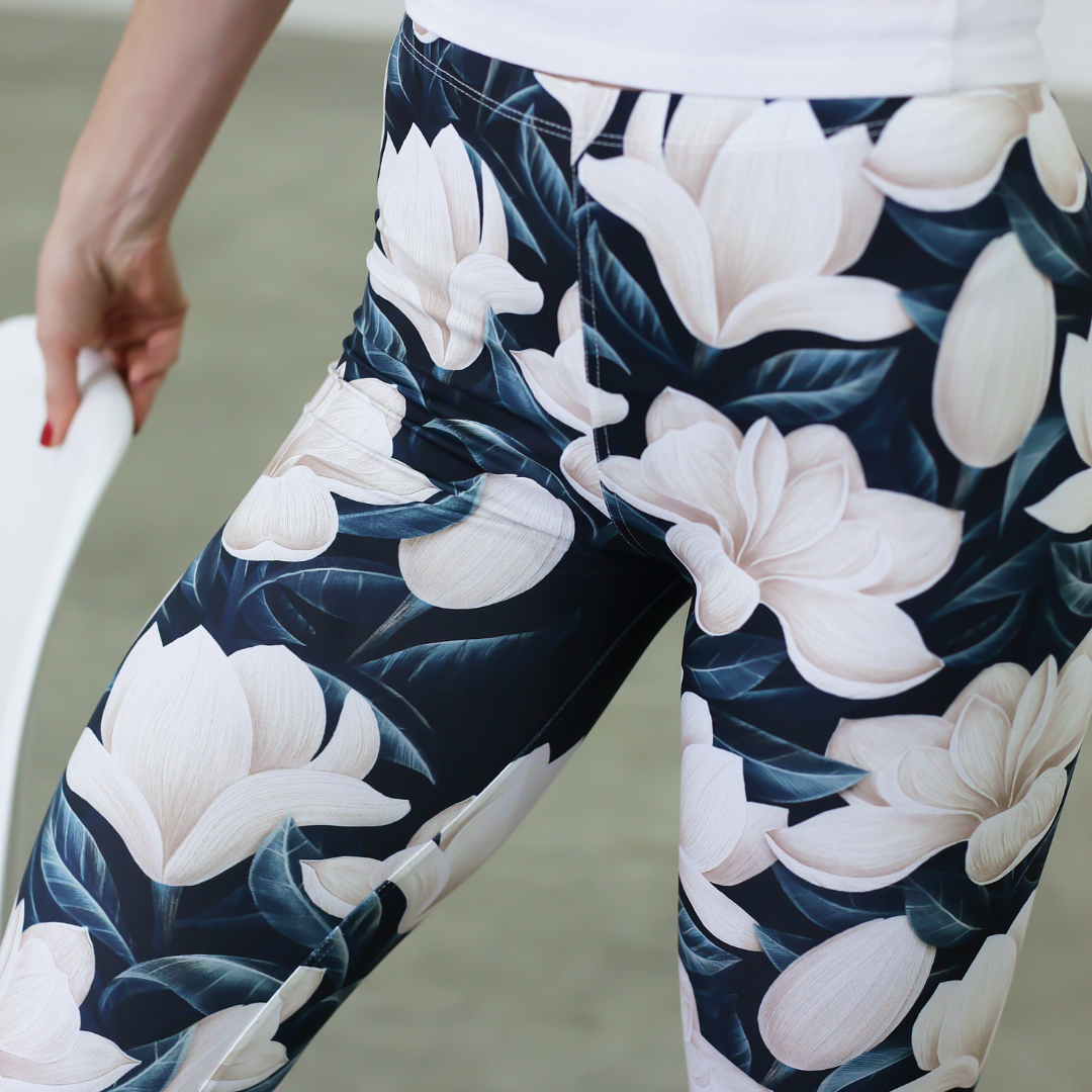 Moody Bloom Leggings